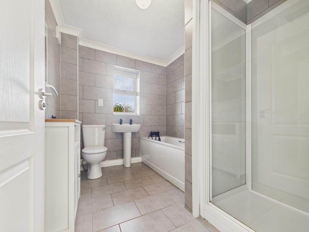 Cam04092 g0 pr0110 still011