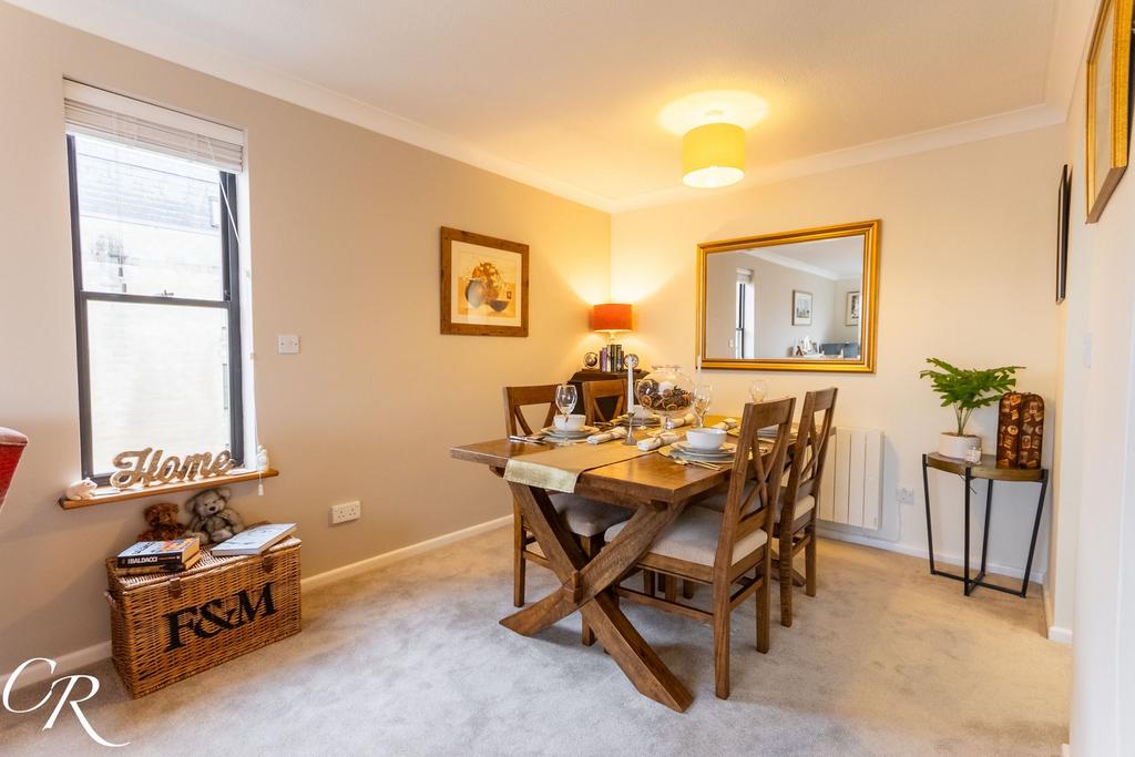 Sitting/Dining Room