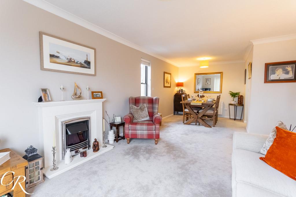 Sitting/Dining Room
