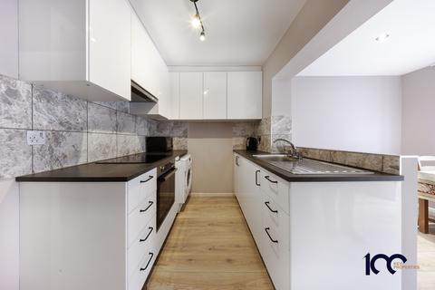 3 bedroom terraced house for sale, Western Avenue, Dagenham