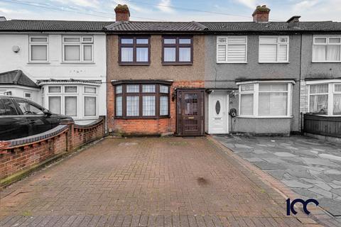 3 bedroom terraced house for sale, Western Avenue, Dagenham