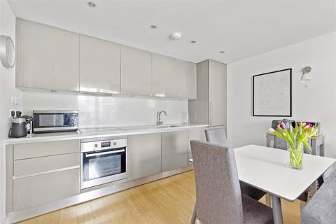 2 bedroom apartment to rent, Chadwell Lane, Hornsey N8