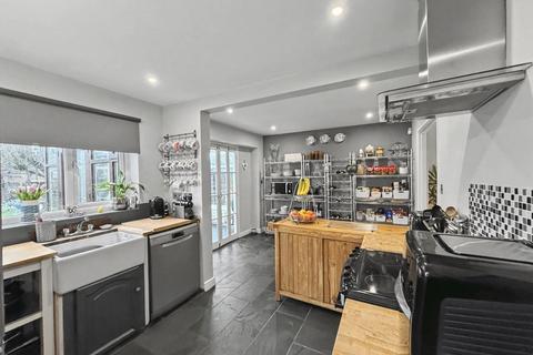 3 bedroom detached house for sale, 97 West Street, Weedon, NN7 4QU