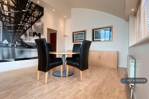 3 bedroom penthouse to rent, Liverpool, Liverpool, L3