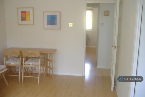 1 bedroom flat to rent, Telegraph Place, London, E14