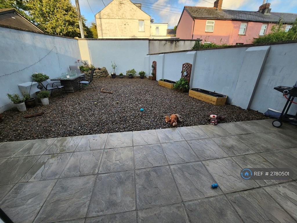 Garden With Shingles