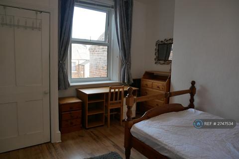 1 bedroom in a house share to rent, Oxnam Crescent, Newcastle Upon Tyne, NE2