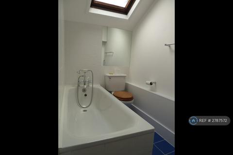 2 bedroom flat to rent, Elsham Road, London, W14