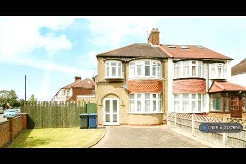undefined, Ribblesdale Avenue, London, UB5
