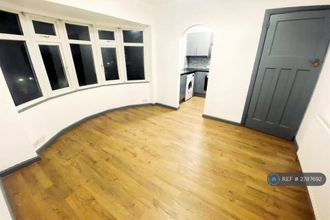 undefined, Ribblesdale Avenue, London, UB5