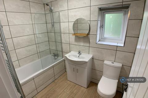 3 bedroom terraced house to rent, Harrop Street, Worsley, Manchester, M28
