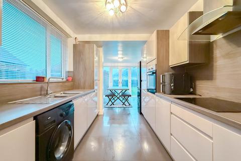 3 bedroom semi-detached house for sale, The Oval, Acklam TS5