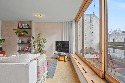 2 bedroom maisonette for sale, Stoneleigh Terrace, Dartmouth Park, London N19