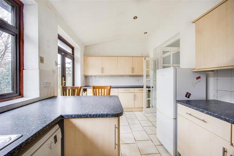 4 bedroom semi-detached house for sale, Limpsfield Road, South Croydon