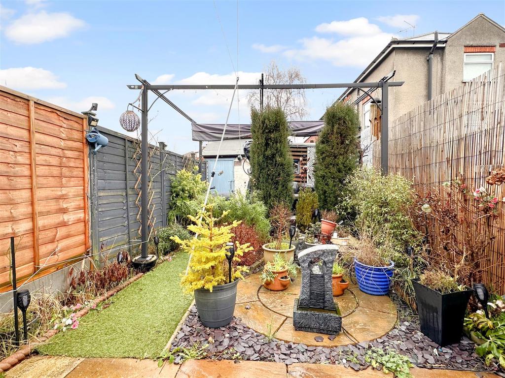 Rear Garden 617