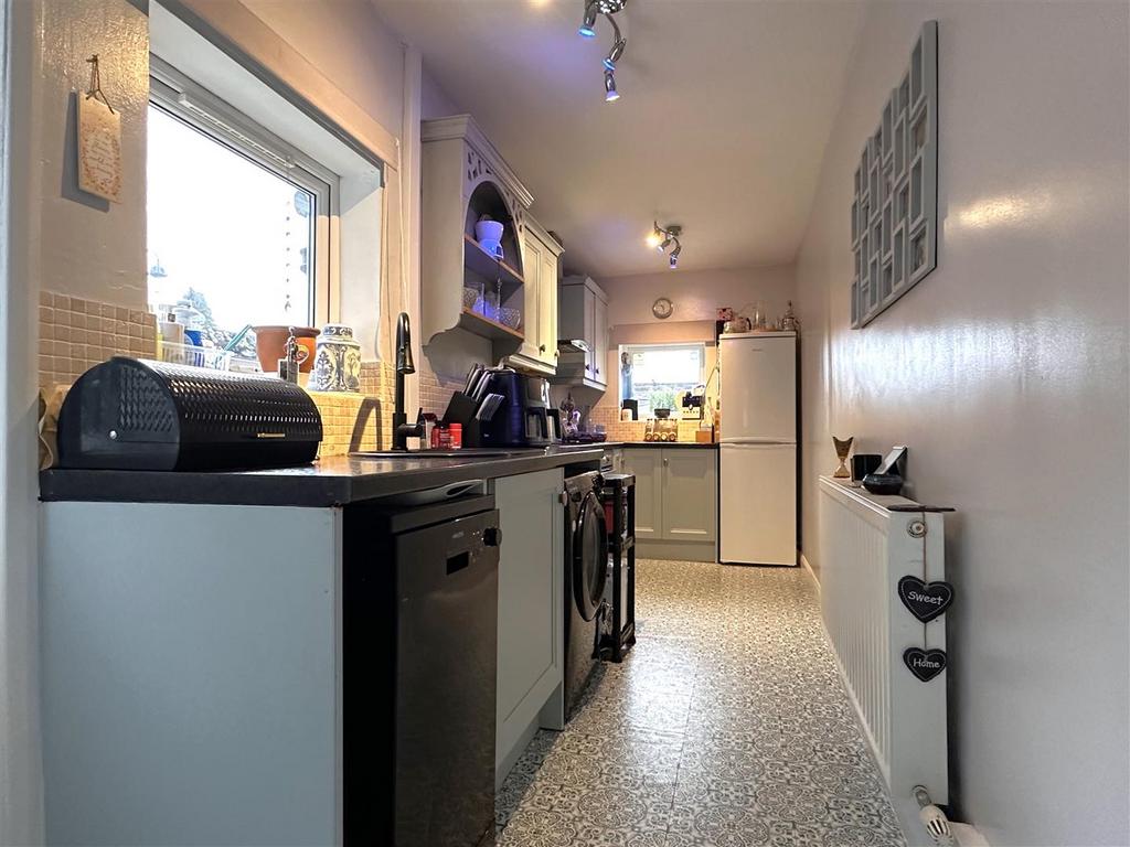 Extended Modern Kitchen 564