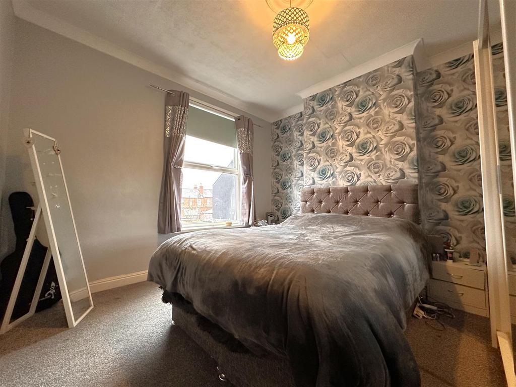Master Bedroom 604
