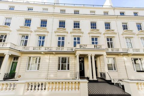 4 bedroom flat to rent, Randolph Avenue, London W9