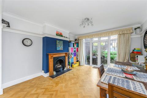 3 bedroom semi-detached house for sale, Russell Road, Essex IG9