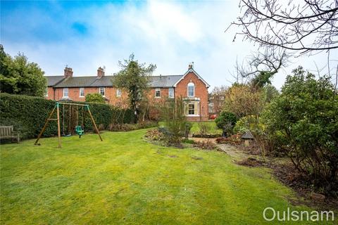undefined, South Crescent, Bromsgrove, Worcestershire, B60