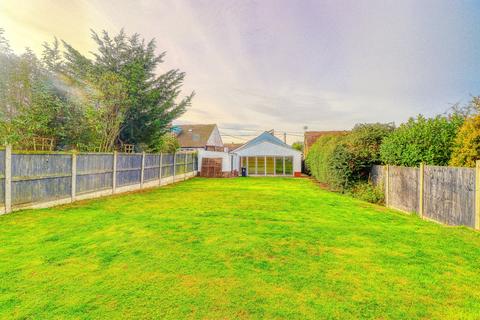 undefined, Kirby-le-Soken, Frinton-on-Sea CO13