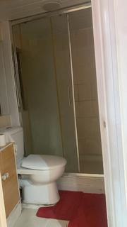 1 bedroom in a house share to rent, Martindale Road, Hounslow TW4