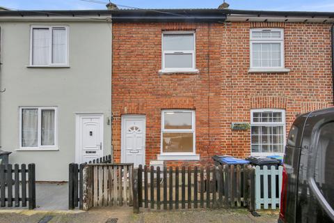 3 bedroom terraced house to rent, Batley Road, Enfield EN2