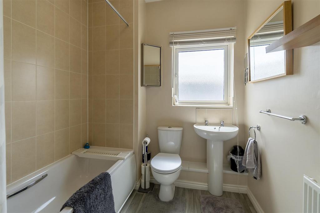 Bathroom.jpg