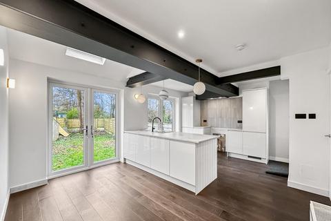 3 bedroom semi-detached house for sale, Houldsworth Avenue, Timperley