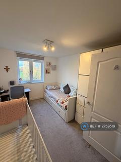 2 bedroom flat to rent, Luscinia View, Reading, RG1