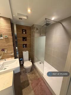2 bedroom flat to rent, Limeharbour, London, E14