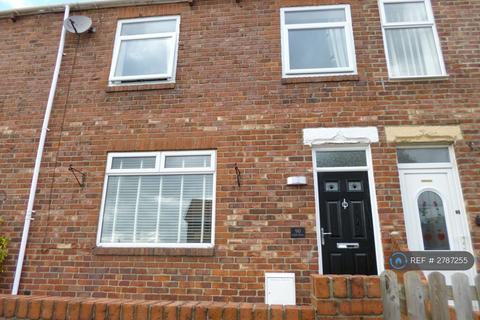 2 bedroom terraced house to rent, Castle Terrace, Ashington, NE63