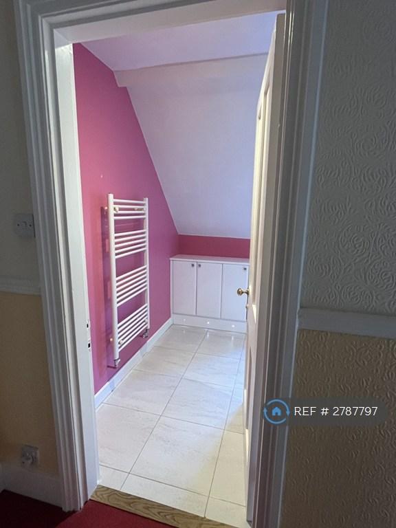 Entrance To Bathroom Shared By Bedroom 4,5&amp;6
