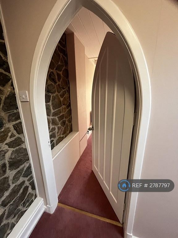 Entrance To Bedroom 8