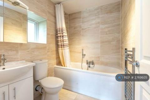 undefined, Tonbridge Road, Maidstone, ME16