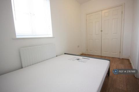 2 bedroom flat to rent, Kelly Avenue, London, SE15