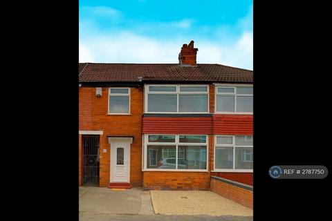 3 bedroom terraced house to rent, St. Davids Road, Cheadle, SK8