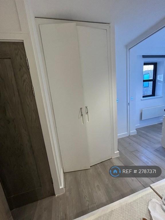 Fitted Wardrobes