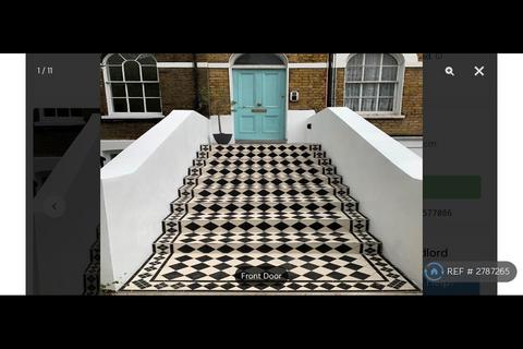 undefined, Queens Road, London, SE15