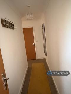 2 bedroom flat to rent, Drayton Street, Manchester, M15