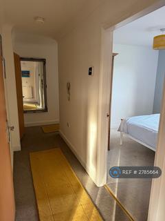 2 bedroom flat to rent, Drayton Street, Manchester, M15