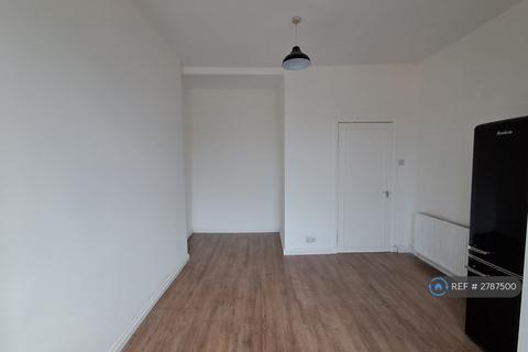 Milnbank St, Glasgow, G31