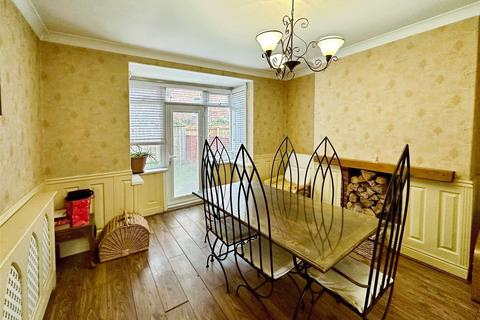3 bedroom semi-detached house for sale, Deneside Road, Darlington, DL3
