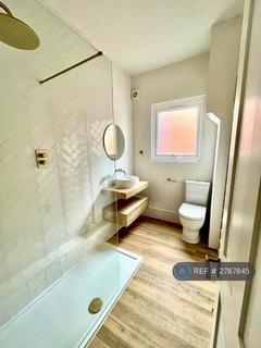 2 bedroom flat to rent, Nether Street, London, N3