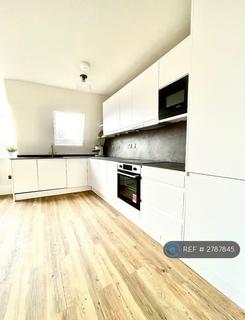 2 bedroom flat to rent, Nether Street, London, N3