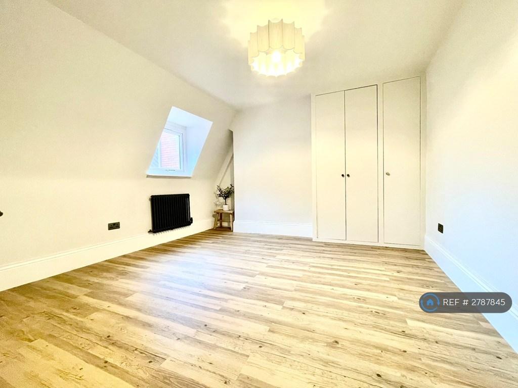 Double Bedroom 2