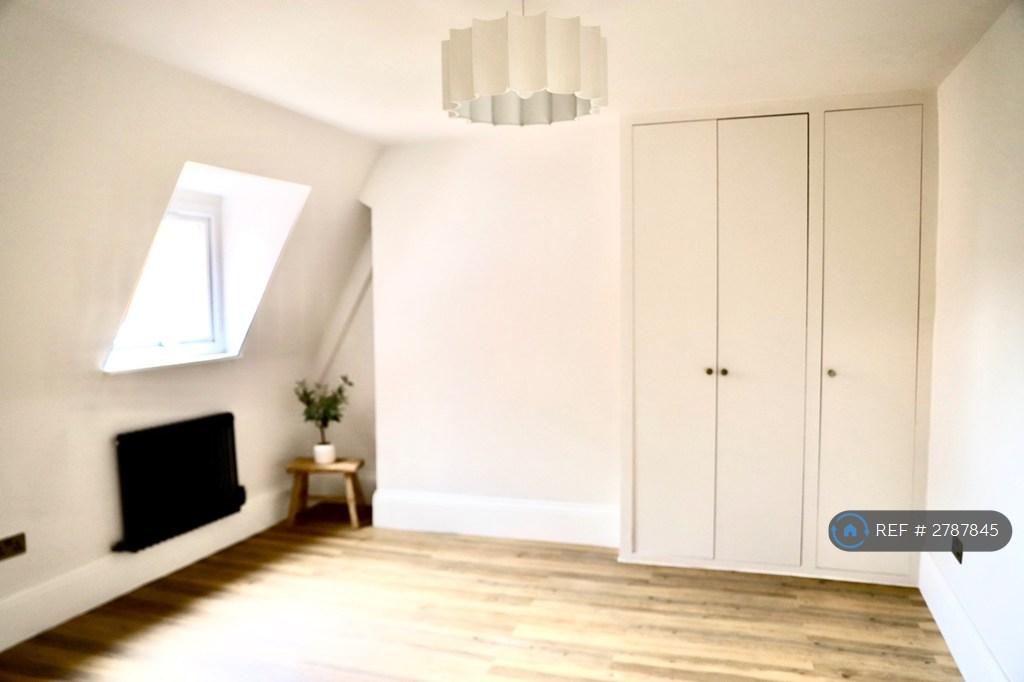 Double Bedroom 2