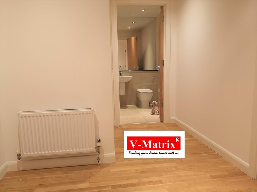 Hallway.JPG