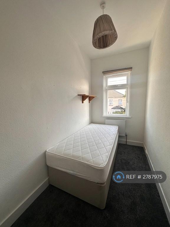Single Bedroom 3