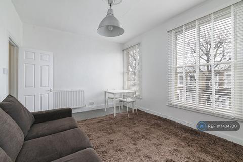 1 bedroom flat to rent, Tredegar Road, London, E3